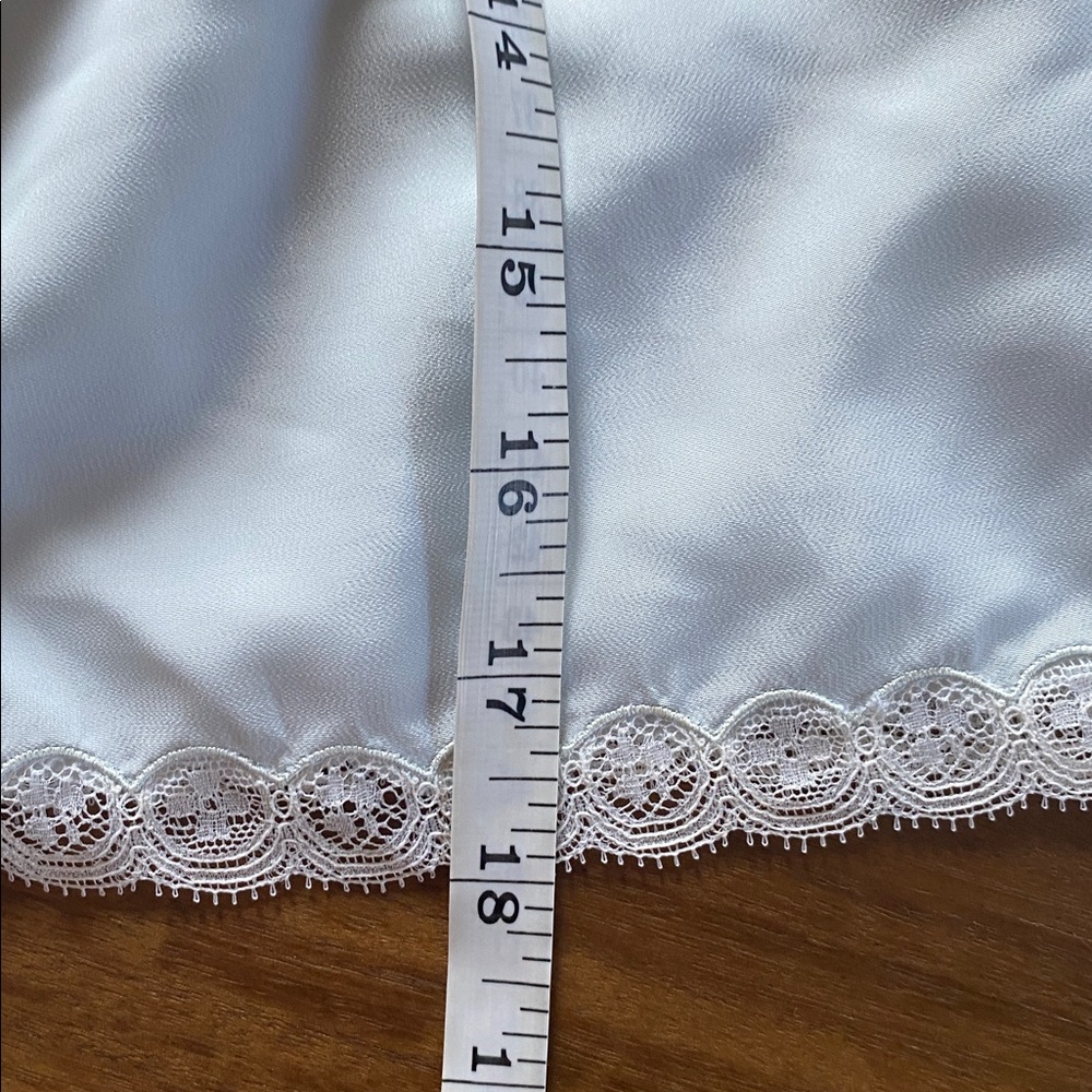 Gorgeous vintage bed jacket - Picture 12 of 12